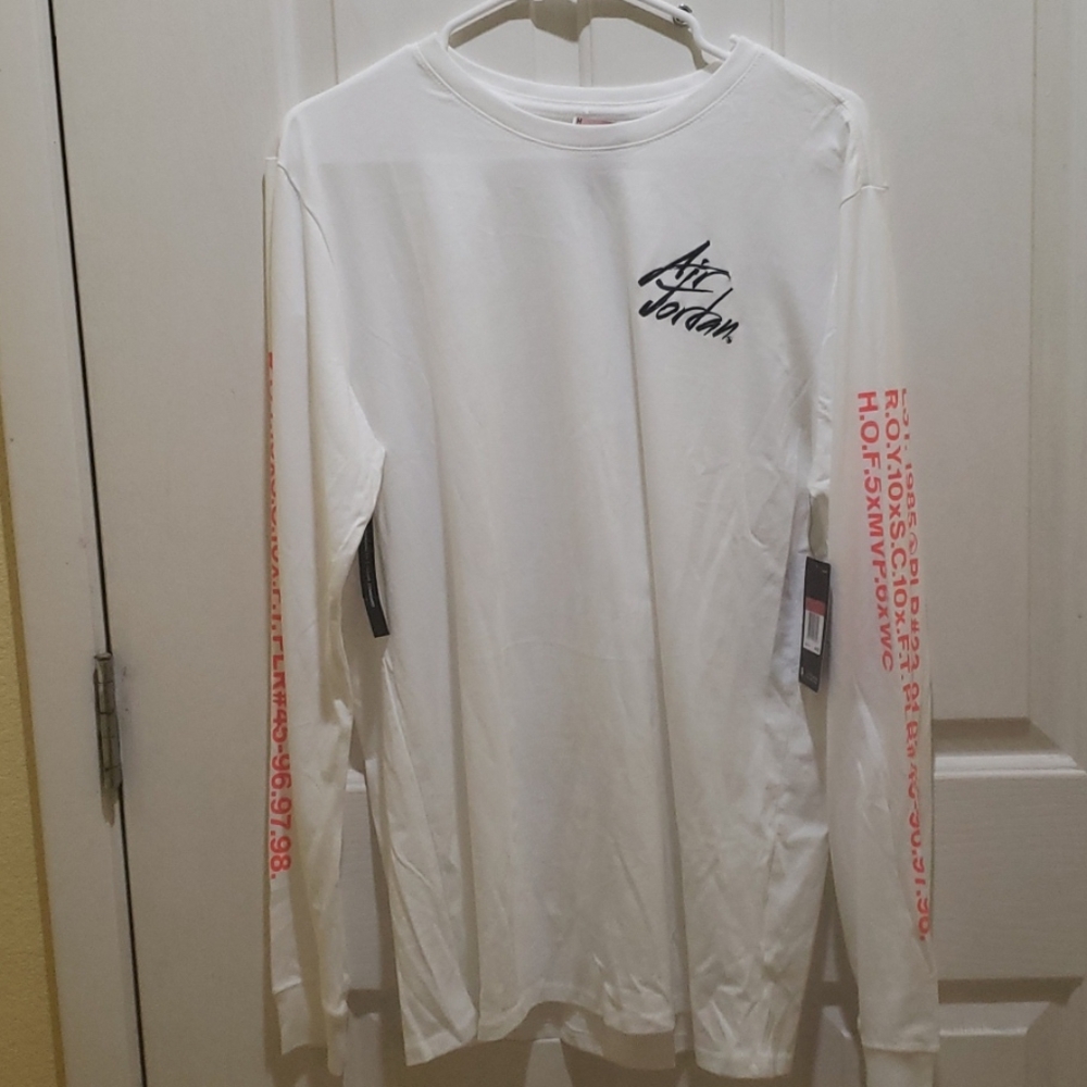 NWT - Jordan Mens Long Sleeve Tshirt